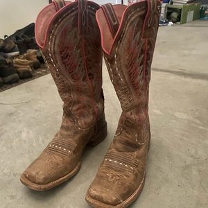 Ariat size 10 vaquera boots